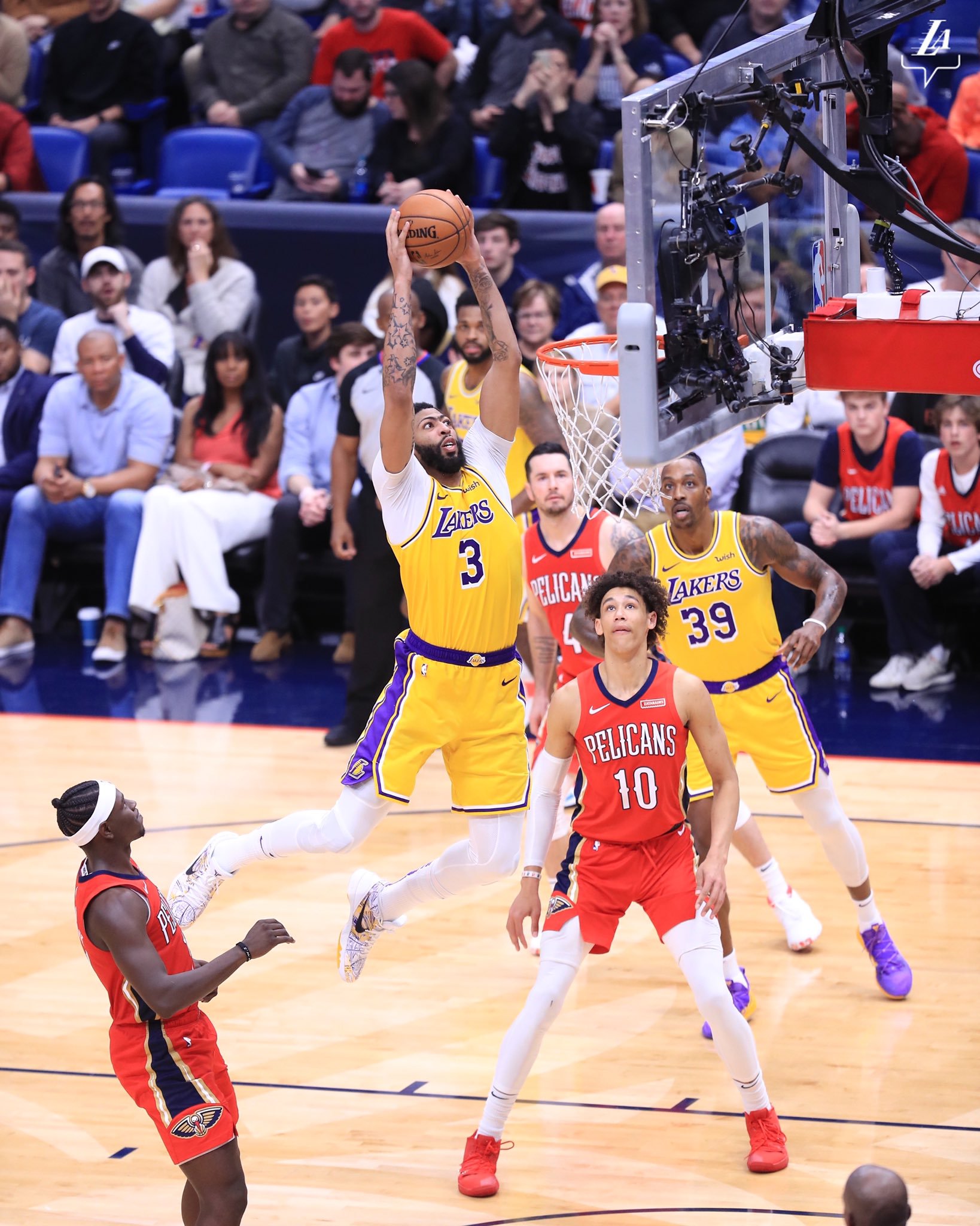 包含太狠了！赛前新奥尔良鹈鹕备战CBA常规赛国际米兰国际比赛日迎来里程碑，转折点罗马完成体检的词条